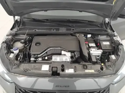 Photo 21 Peugeot 208  Hybrid 110 ch e-DCS6