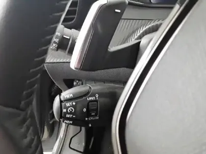 Photo 19 Peugeot 208  Hybrid 110 ch e-DCS6