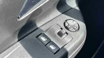 Photo 25 Opel Corsa  1.2 Turbo 100 ch BVM6