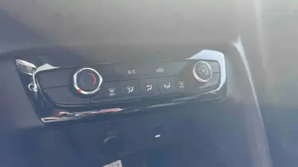 Photo 17 Opel Corsa  1.2 Turbo 100 ch BVM6