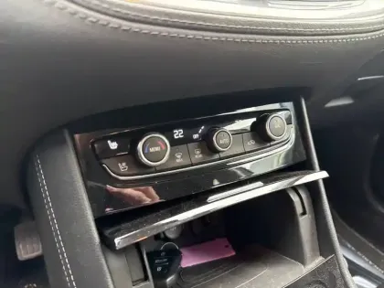 Photo 19 Opel Grandland X  1.2 Turbo 130 ch ECOTEC