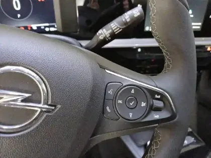 Photo 66 Opel Mokka  Electrique 136 ch & Batterie 50 kWh