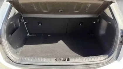 Photo 26 Kia Stonic Gén. I Ph1 Launch Edition 5