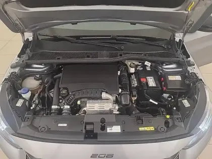 Photo 26 Peugeot 208  100 S&S BVM6