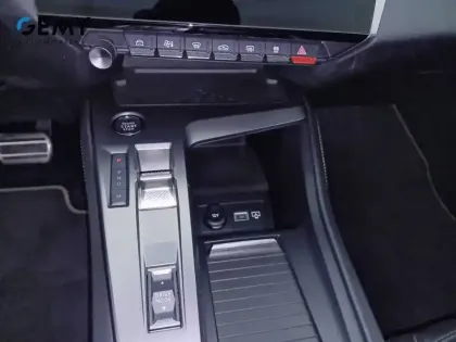 Photo 63 Peugeot 308  BlueHDi 130ch S&S EAT8