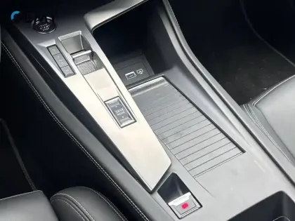 Photo 28 Peugeot 308  BlueHDi 130ch S&S EAT8