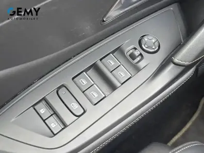 Photo 9 Peugeot 308 Gén. III Ph1 GT Pack 5