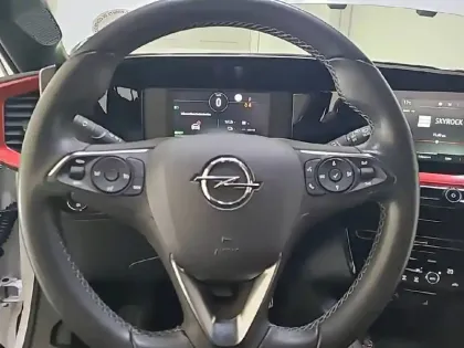 Photo 12 Opel Mokka  Electrique 136 ch & Batterie 50 kWh