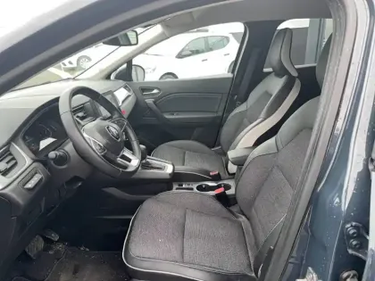 Photo 25 Renault Captur  E-Tech full hybrid 145