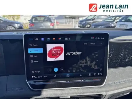 Photo 15 Volkswagen Tiguan  2.0 TDI 150ch DSG7