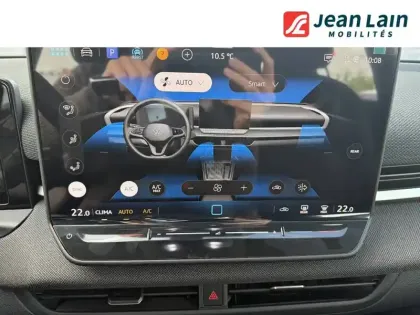 Photo 13 Volkswagen T-roc  1.5 eTSI EVO2 Hybrid 116 ch DSG7