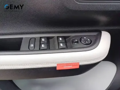 Photo 11 Citroën C3 Aircross  Hybride 145 ch Aut