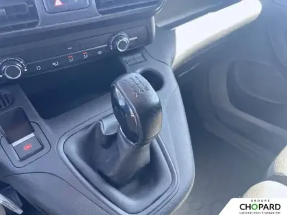 Photo 17 Peugeot Partner Gén. III Ph1 Asphalt 3