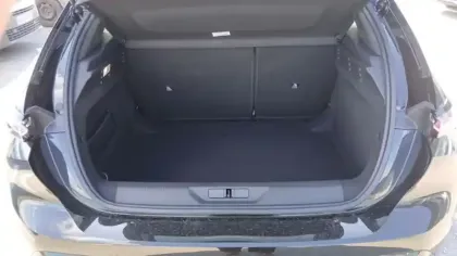 Photo 8 Peugeot 308  Hybrid 145 e-DCS6