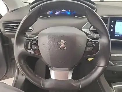 Photo 28 Peugeot 308  BlueHDi 130ch S&S BVM6