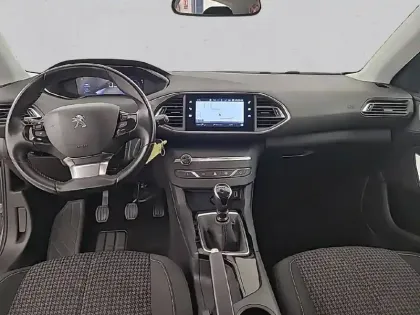 Photo 27 Peugeot 308  BlueHDi 130ch S&S BVM6