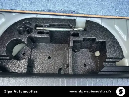 Photo 12 Peugeot 208  Electrique 50 kWh 136ch