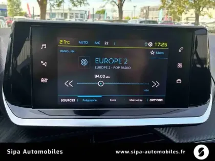 Photo 26 Peugeot 208  Electrique 50 kWh 136ch