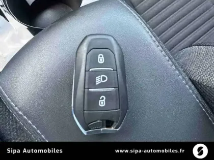 Photo 14 Peugeot 208  Electrique 50 kWh 136ch