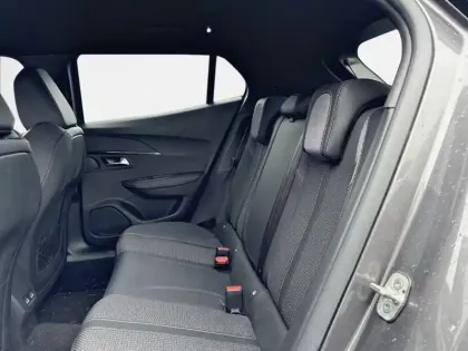 Photo 33 Peugeot 2008 Gén. II Ph1 NG GT 5