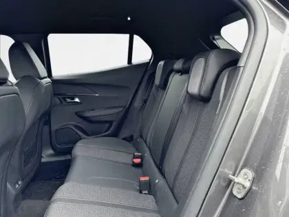 Photo 11 Peugeot 2008 Gén. II Ph1 NG GT 5