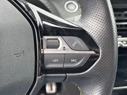 Photo 42 Peugeot 2008 Gén. II Ph1 NG GT 5