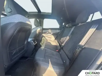 Photo 17 Peugeot 3008  Electrique 230 ch Grande autonomie 97 kWh