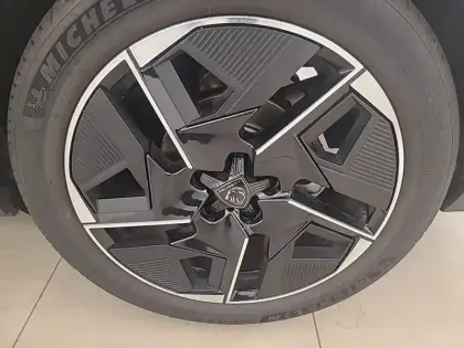 Photo 12 Peugeot 408  PureTech 130 ch S&S EAT8
