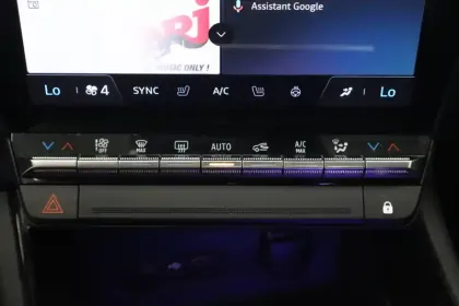 Photo 68 Renault Austral  E-Tech hybrid 200