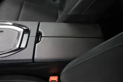 Photo 21 Renault Austral Gén. I (HHN) Ph1 Iconic esprit Alpine 5