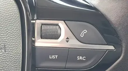 Photo 20 Peugeot 208  PureTech 100 S&S BVM6