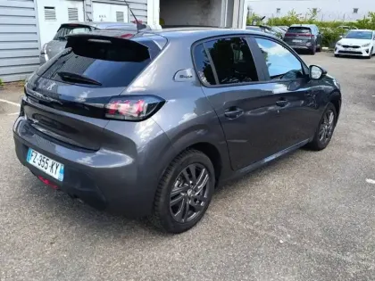 Photo 7 Peugeot 208  PureTech 100 S&S BVM6