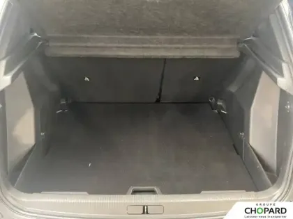 Photo 121 Peugeot 2008  PureTech 130 S&S BVM6