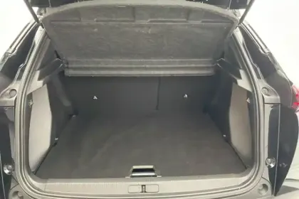 Photo 162 Peugeot 2008  PureTech 130 S&S BVM6