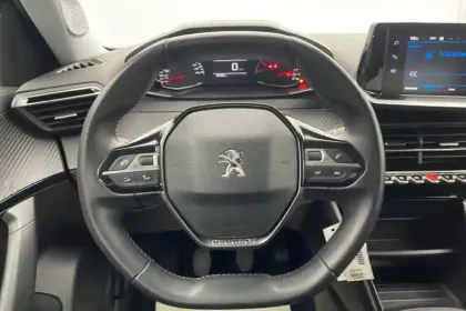 Photo 161 Peugeot 2008  PureTech 130 S&S BVM6