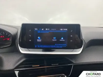 Photo 135 Peugeot 2008  PureTech 130 S&S BVM6