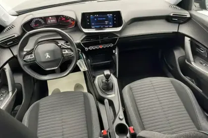 Photo 159 Peugeot 2008  PureTech 130 S&S BVM6