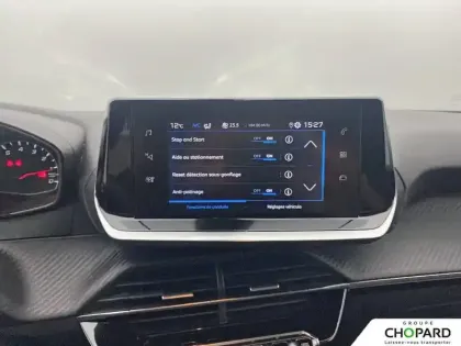 Photo 136 Peugeot 2008  PureTech 130 S&S BVM6