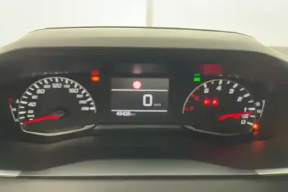 Photo 167 Peugeot 2008  PureTech 130 S&S BVM6