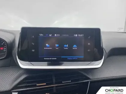 Photo 139 Peugeot 2008  PureTech 130 S&S BVM6