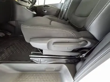 Photo 26 Renault Trafic  FGN L1H1 1000 KG DCI 120