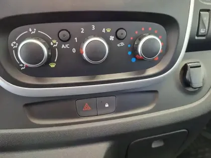 Photo 30 Renault Trafic  FGN L1H1 1000 KG DCI 120