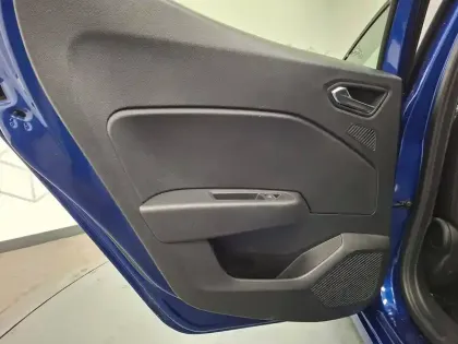 Photo 21 Renault Clio Gén. V (BJA) Ph1 NG Evolution 5