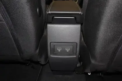 Photo 75 Dacia Duster  TCe 150 FAP 4x2 EDC