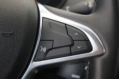 Photo 70 Dacia Duster  TCe 150 FAP 4x2 EDC