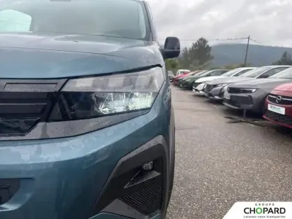 Photo 21 Peugeot Rifter  M Diesel 100 ch Manuelle 5pl