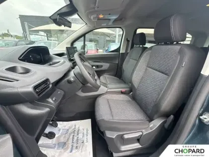 Photo 31 Peugeot Rifter  M Diesel 100 ch Manuelle 5pl