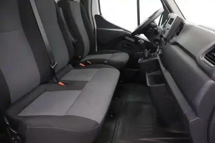 Photo 59 Renault Master  FGN TRAC F3500 L3H3 BLUE DCI 135