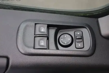 Photo 46 Renault Master  FGN TRAC F3500 L3H3 BLUE DCI 135