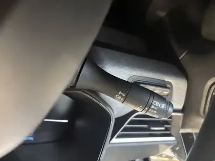 Photo 25 Renault Clio  E-Tech full hybrid 145